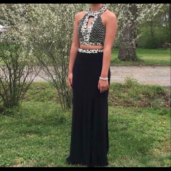 Dresses & Skirts - Jovani Prom Dress